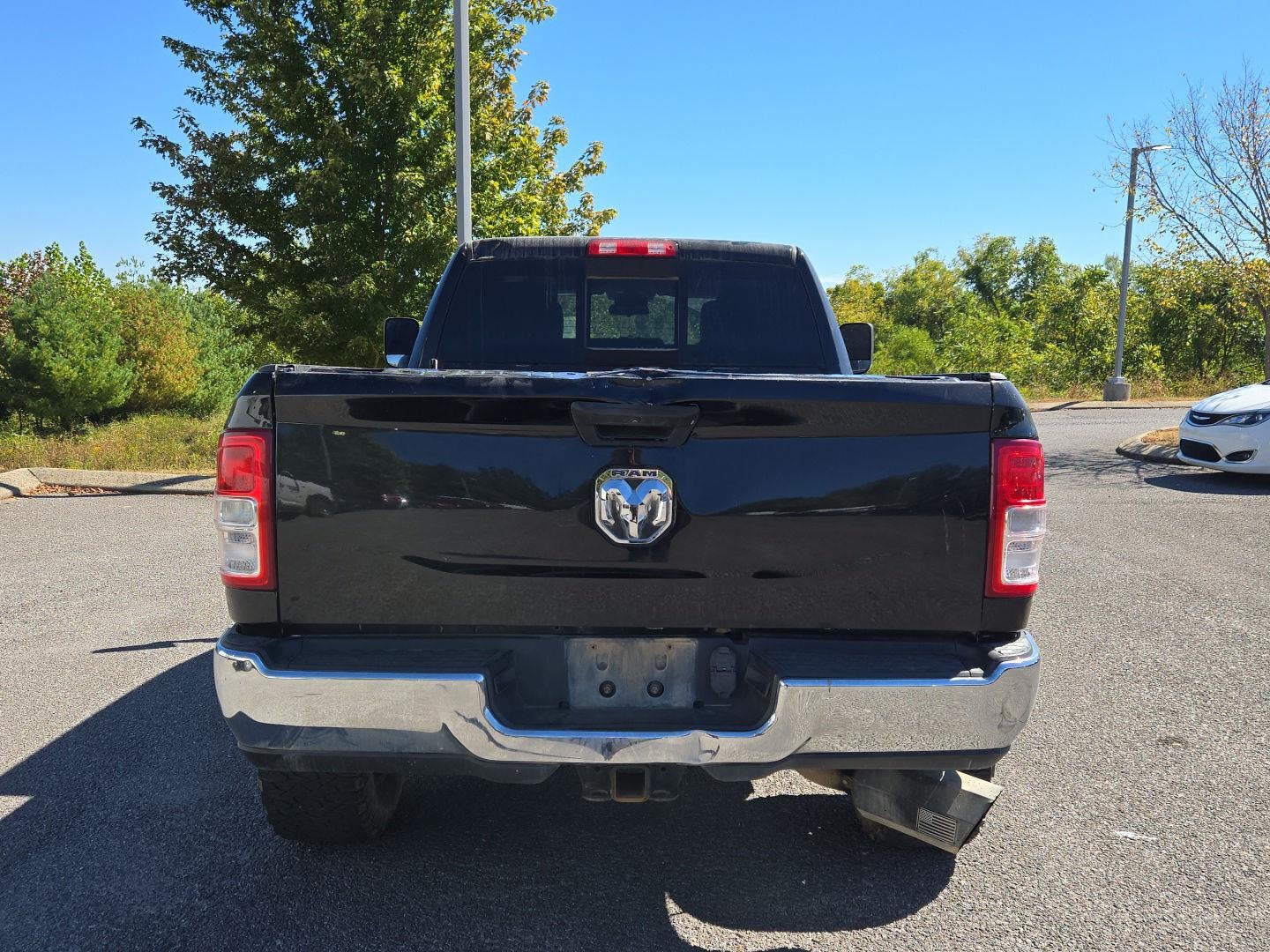 2019 RAM 2500 Tradesman Crew Cab 4x4 6'4' Box