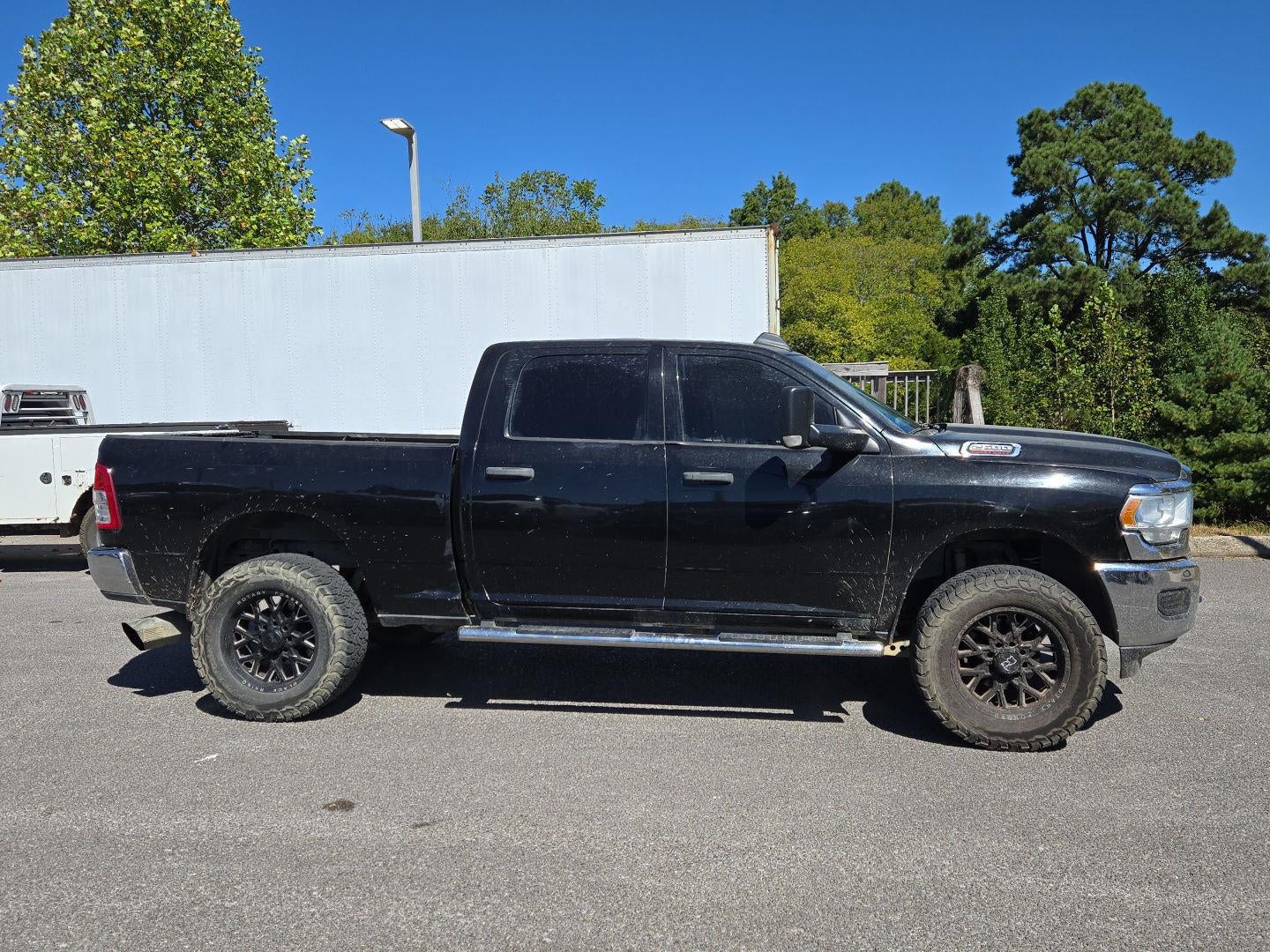 2019 RAM 2500 Tradesman Crew Cab 4x4 6'4' Box
