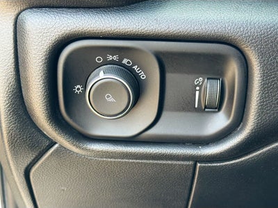 2022 RAM 2500 Big Horn Crew Cab 4x4 6'4' Box