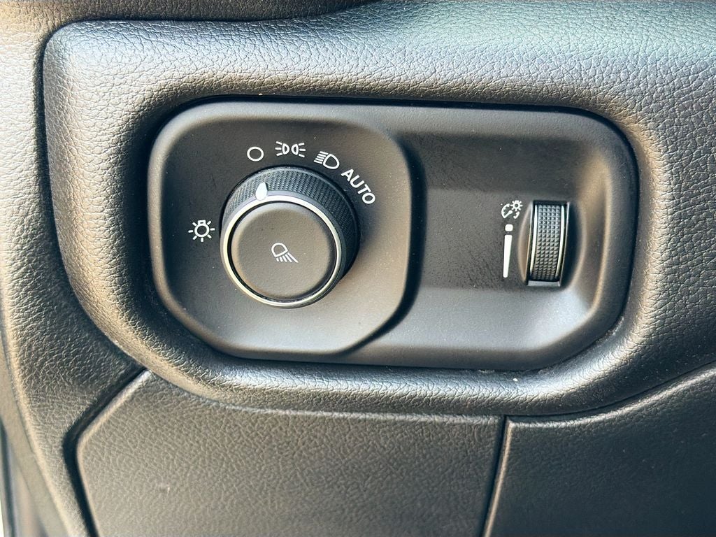 2022 RAM 2500 Big Horn Crew Cab 4x4 6'4' Box