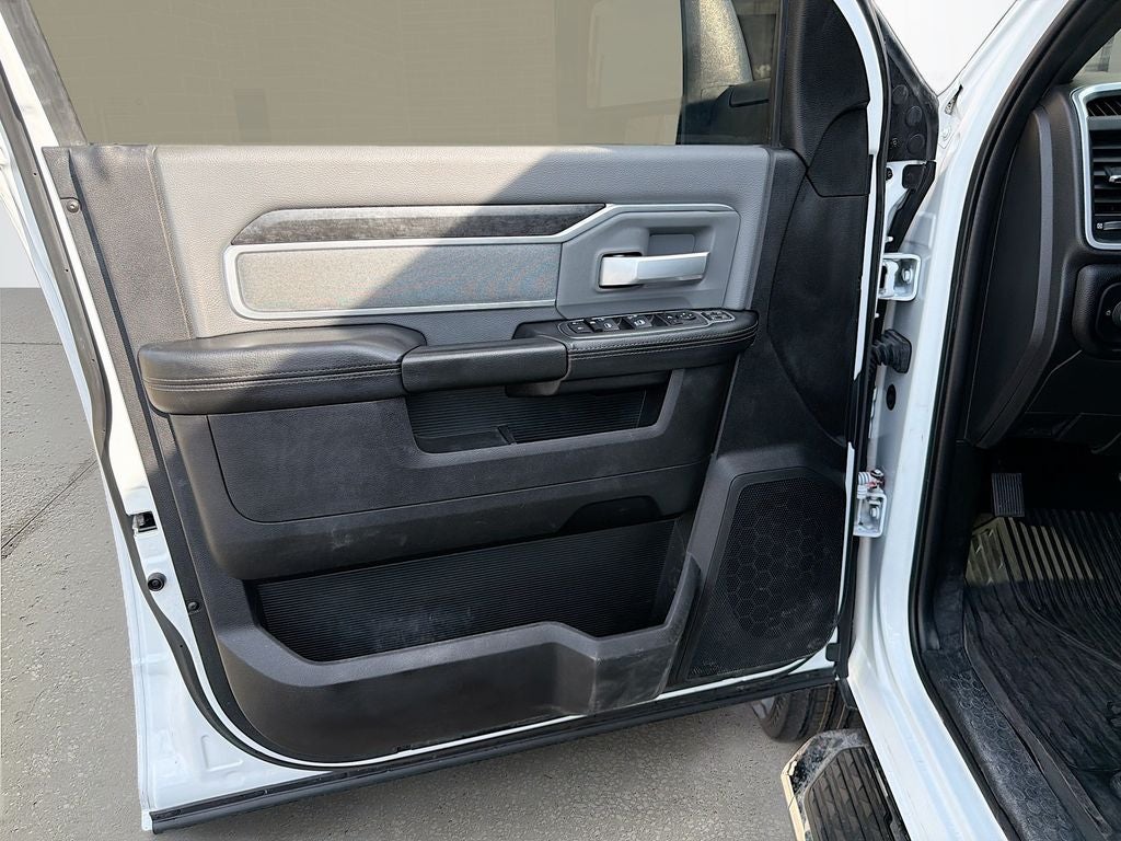 2023 RAM 2500 Big Horn Crew Cab 4x4 6'4' Box