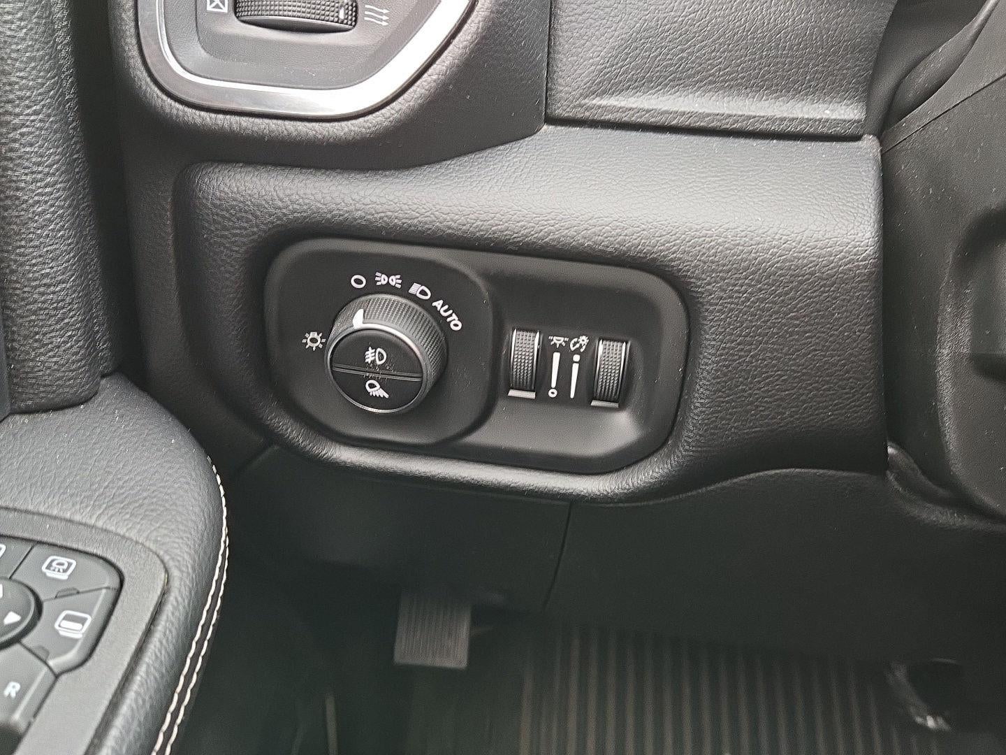 2026 RAM 2500 Laramie Crew Cab 4x4 6'4' Box