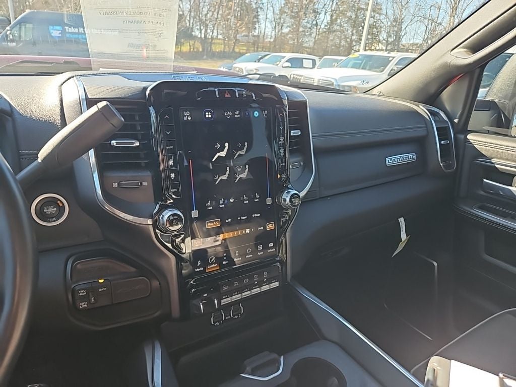 2023 RAM 2500 Laramie Crew Cab 4x4 6'4' Box