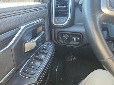 2023 RAM 2500 Laramie Crew Cab 4x4 6'4' Box