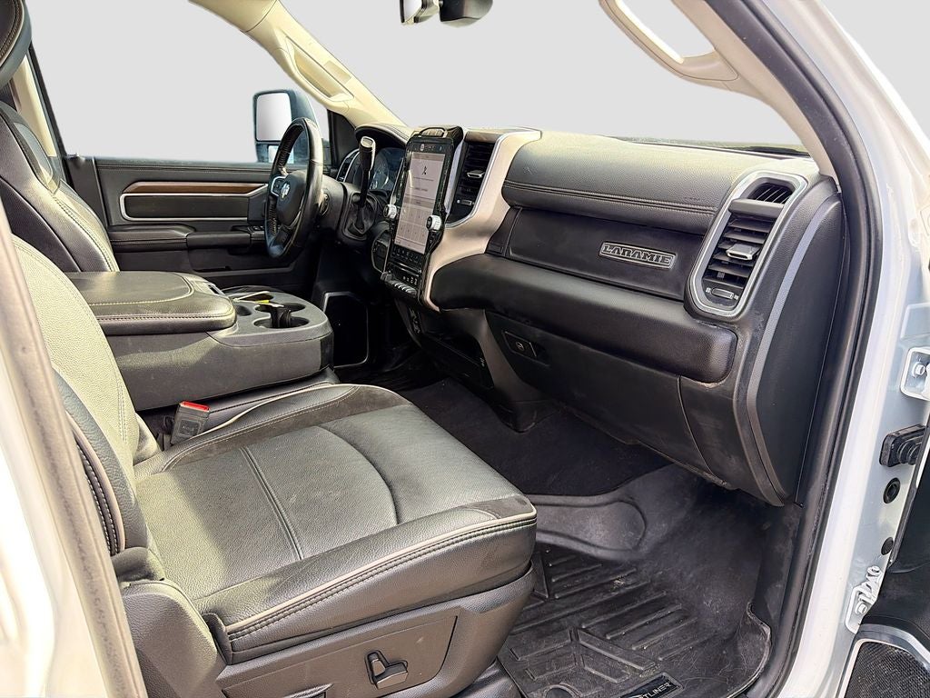 2024 RAM 2500 Laramie Crew Cab 4x4 6'4' Box