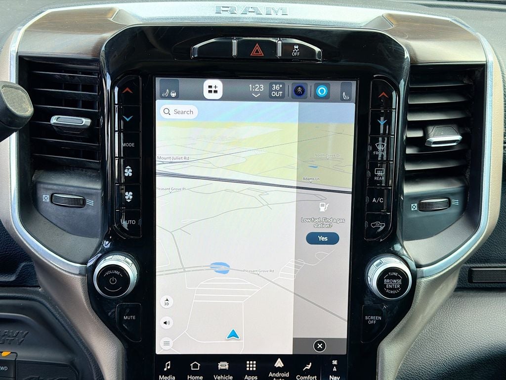 2024 RAM 2500 Laramie Crew Cab 4x4 6'4' Box