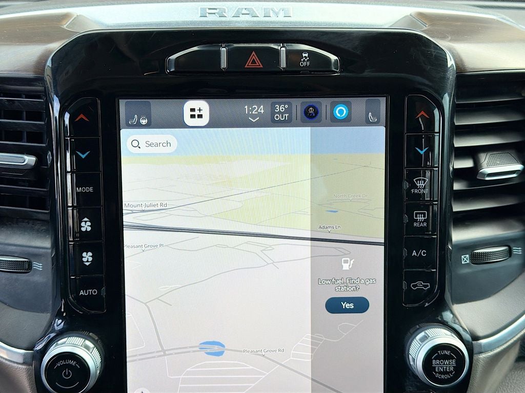 2024 RAM 2500 Laramie Crew Cab 4x4 6'4' Box