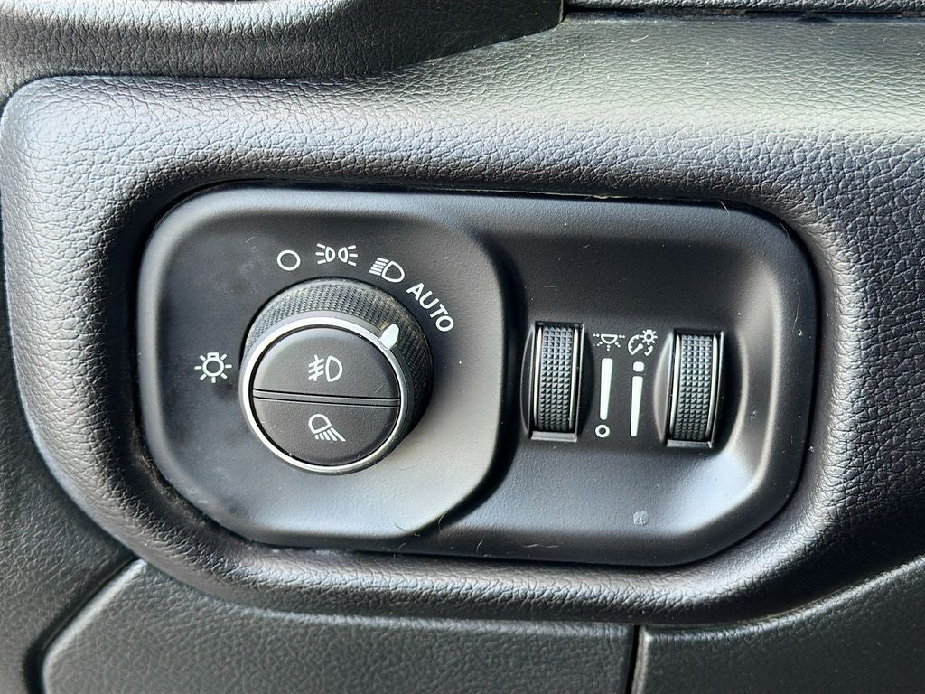 2024 RAM 2500 Laramie Crew Cab 4x4 6'4' Box