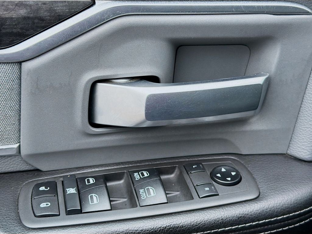 2021 RAM 2500 Big Horn Crew Cab 4x4 8' Box