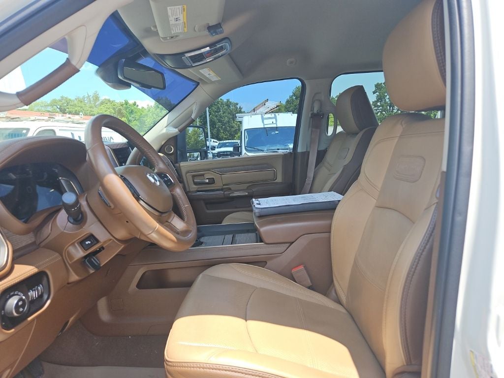 2024 RAM 2500 Limited Longhorn Crew Cab 4x4 8' Box