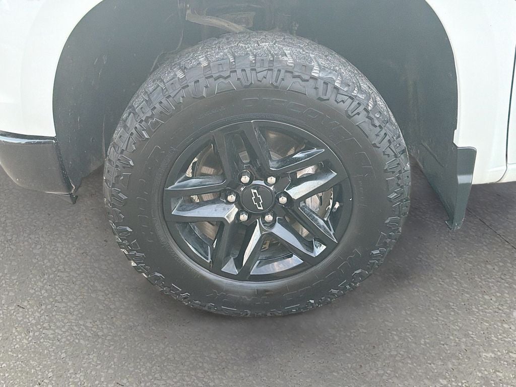 2023 Chevrolet Silverado 1500 4WD Crew Cab Standard Bed Custom Trail Boss