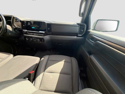 2024 Chevrolet Silverado 1500 4WD Crew Cab Standard Bed LT
