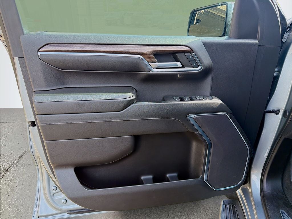 2024 Chevrolet Silverado 1500 4WD Crew Cab Standard Bed LT