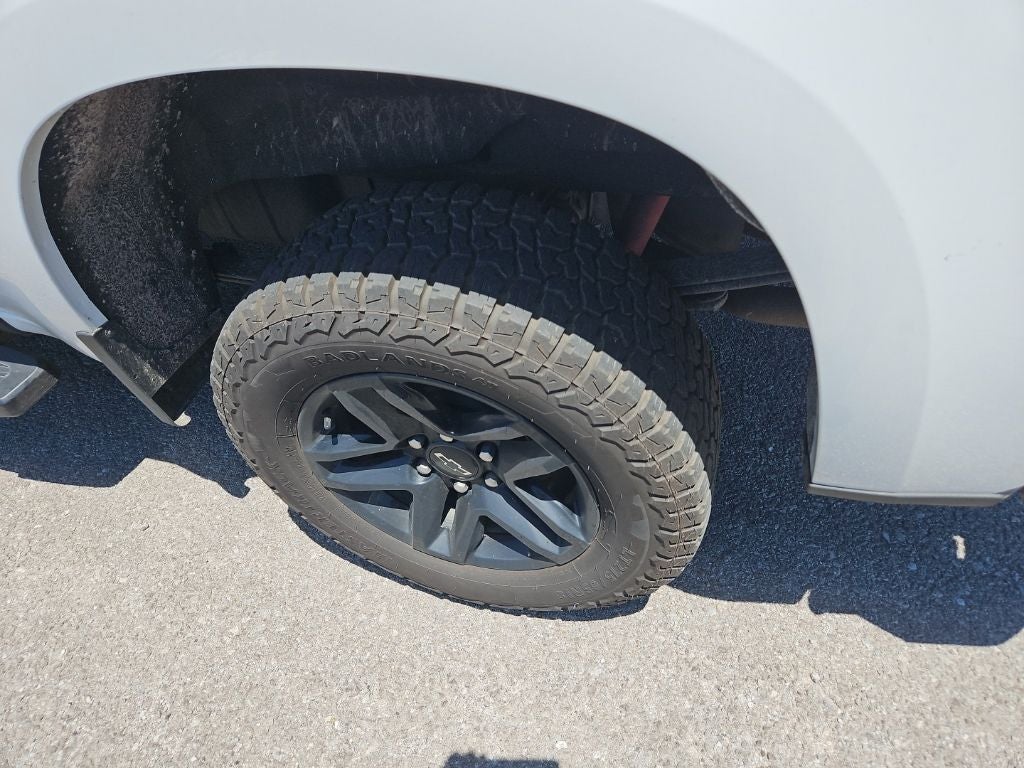 2023 Chevrolet Silverado 1500 4WD Crew Cab Short Bed LT Trail Boss