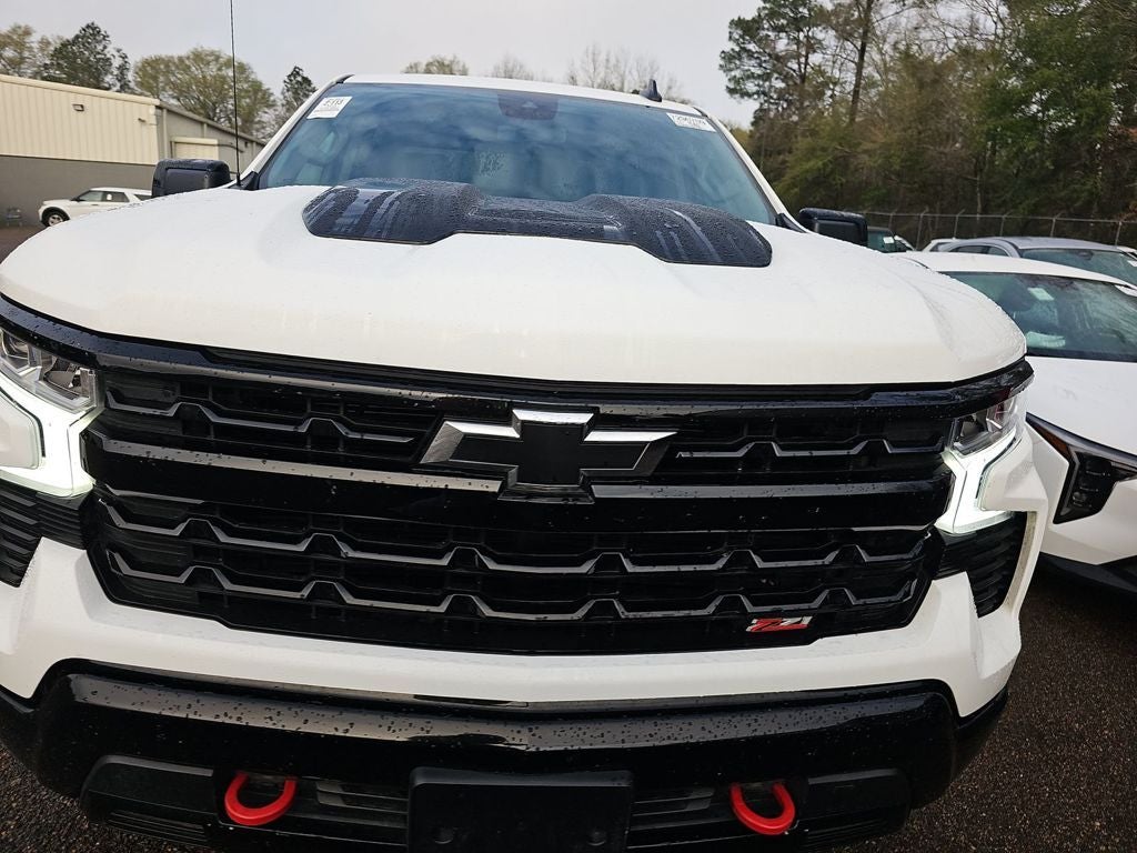 2023 Chevrolet Silverado 1500 4WD Crew Cab Short Bed LT Trail Boss