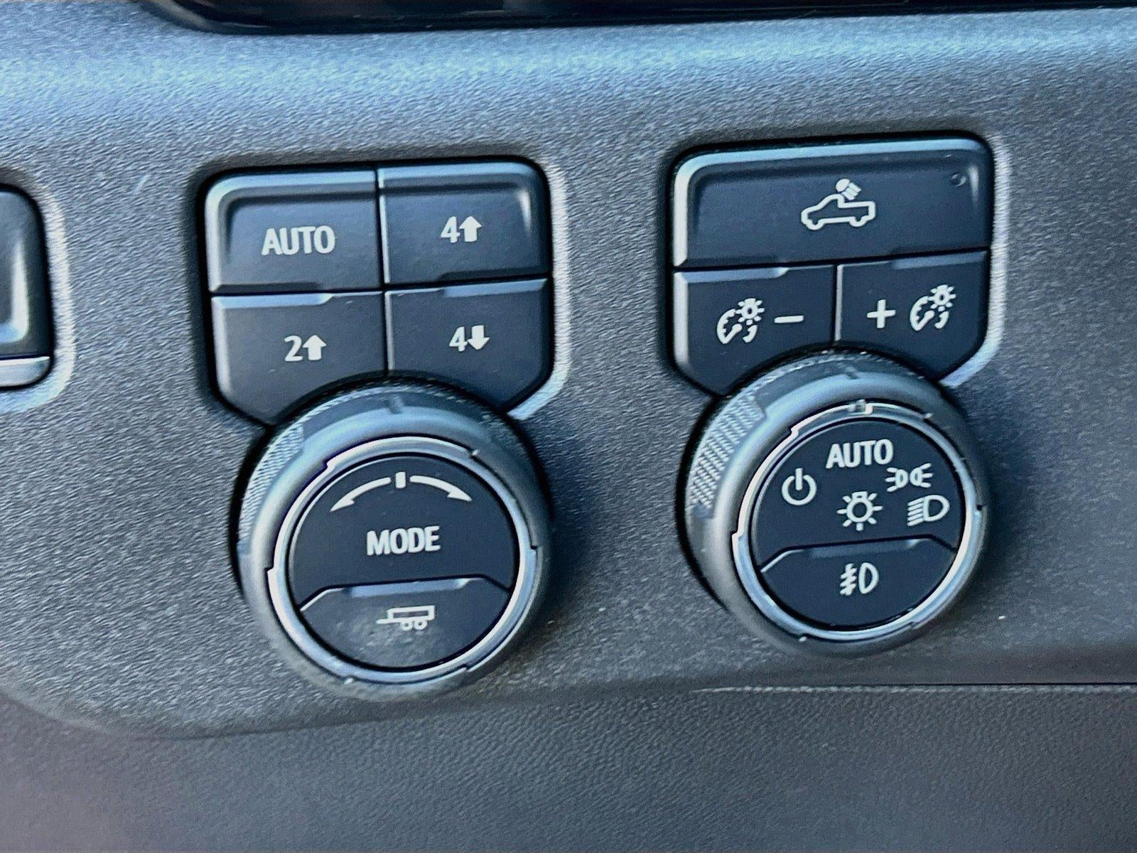 2024 Chevrolet Silverado 1500 4WD Crew Cab Short Bed LT Trail Boss