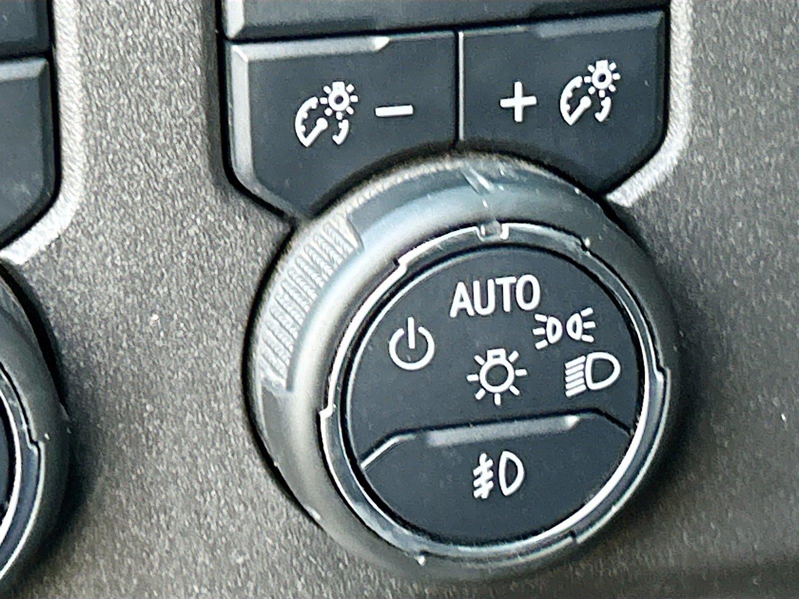 2024 Chevrolet Silverado 1500 4WD Crew Cab Short Bed LT Trail Boss
