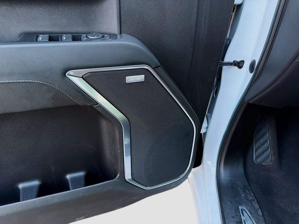 2023 Chevrolet Silverado 1500 4WD Crew Cab Short Bed LTZ