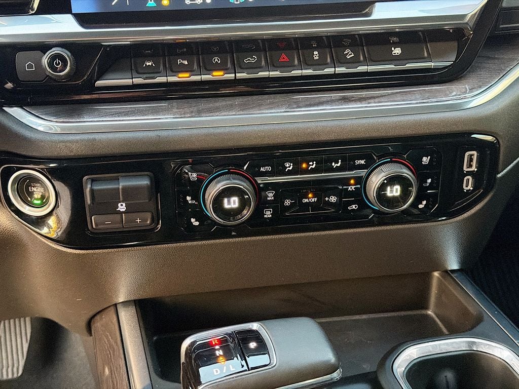 2023 Chevrolet Silverado 1500 4WD Crew Cab Short Bed LTZ