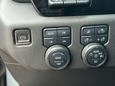 2023 Chevrolet Silverado 1500 4WD Crew Cab Short Bed ZR2