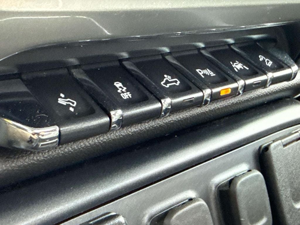 2018 Chevrolet Silverado 1500 2LZ