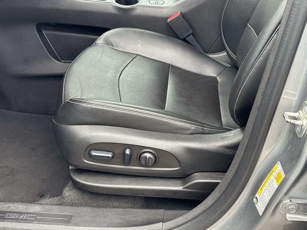 2024 GMC Terrain AWD SLT