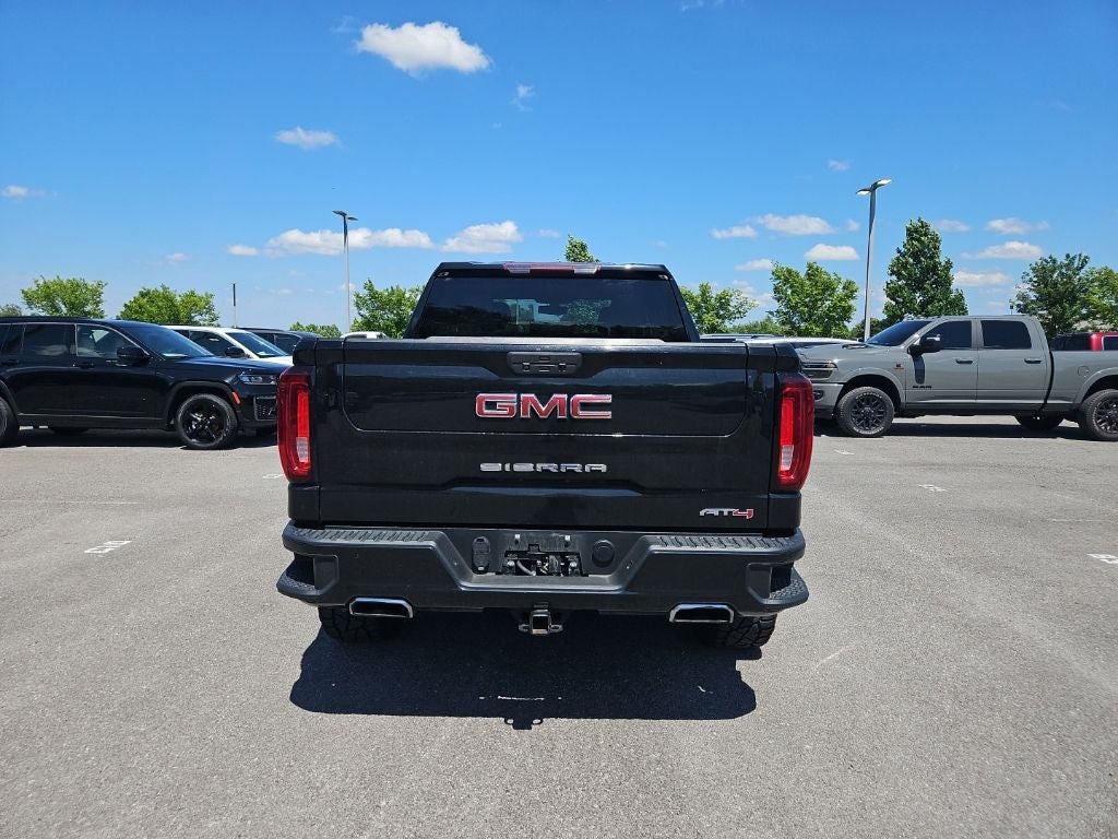 2021 GMC Sierra 1500 4WD Crew Cab Short Box AT4