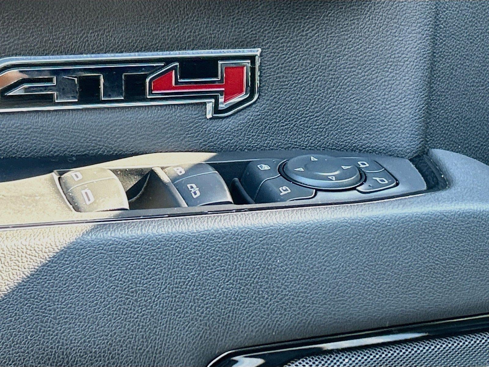 2022 GMC Sierra 1500 AT4