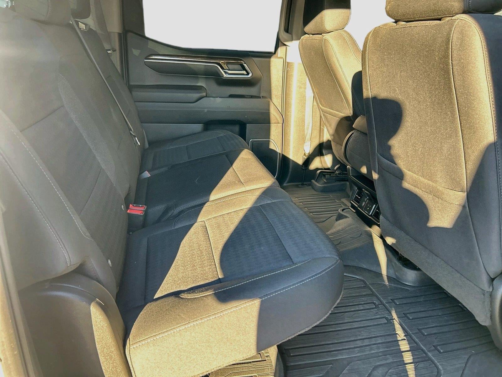 2023 GMC Sierra 1500 4WD Crew Cab Short Box SLE
