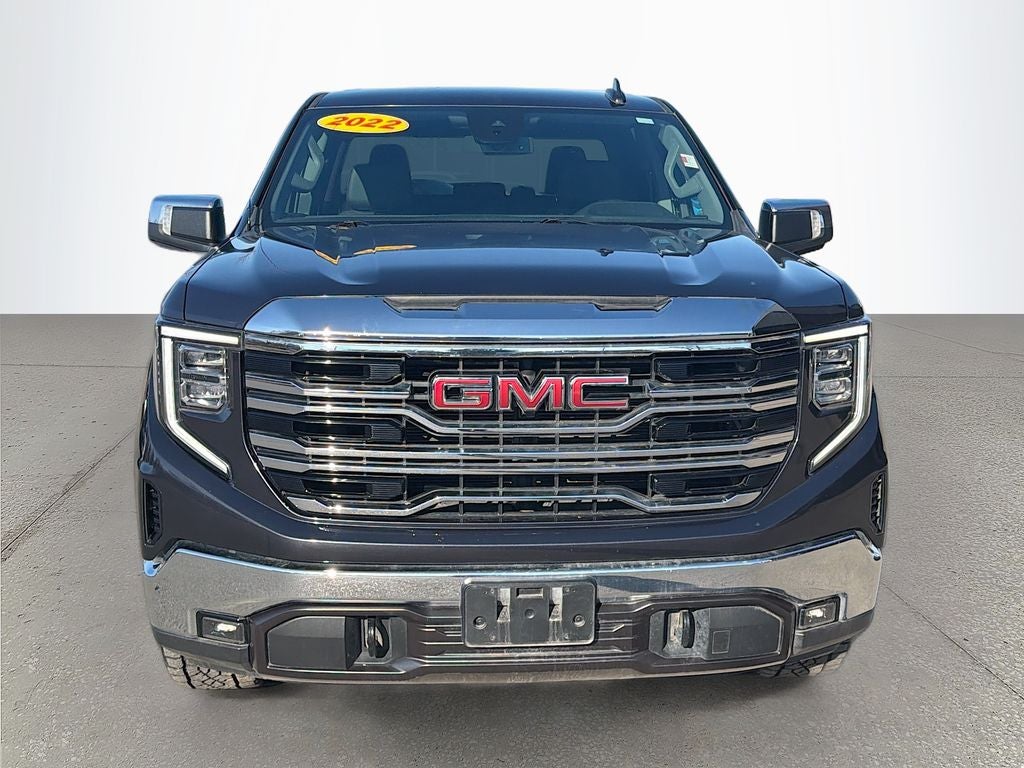 2022 GMC Sierra 1500 4WD Crew Cab Short Box SLT