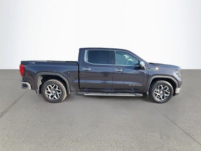 2022 GMC Sierra 1500 4WD Crew Cab Short Box SLT