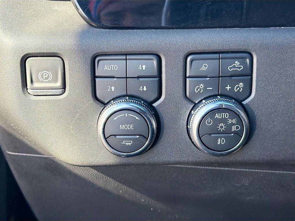 2022 GMC Sierra 1500 4WD Crew Cab Short Box SLT