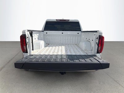 2024 GMC Sierra 1500 4WD Crew Cab Short Box SLT