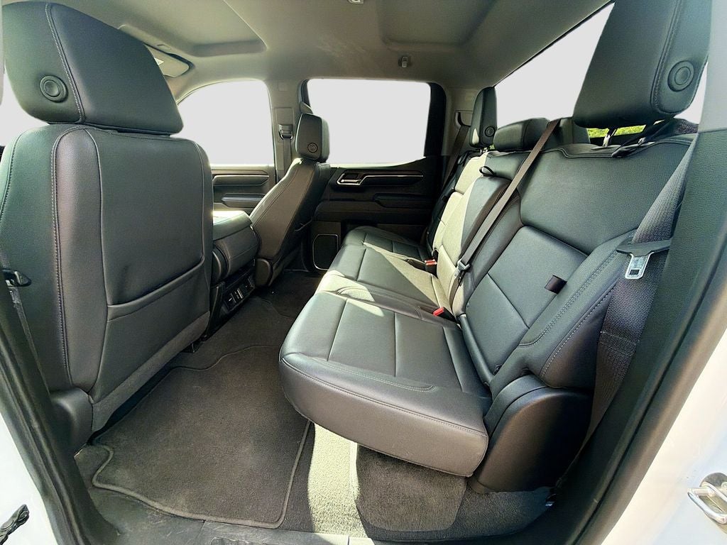 2024 GMC Sierra 1500 4WD Crew Cab Short Box SLT