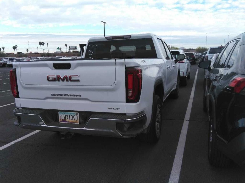 2024 GMC Sierra 1500 4WD Crew Cab Short Box SLT
