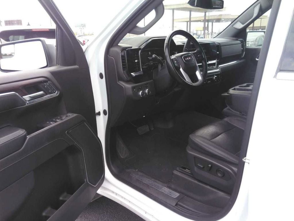 2024 GMC Sierra 1500 4WD Crew Cab Short Box SLT