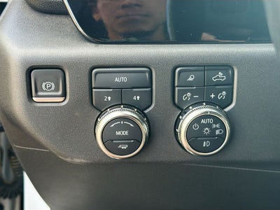 2024 GMC Sierra 1500 4WD Crew Cab Short Box SLT