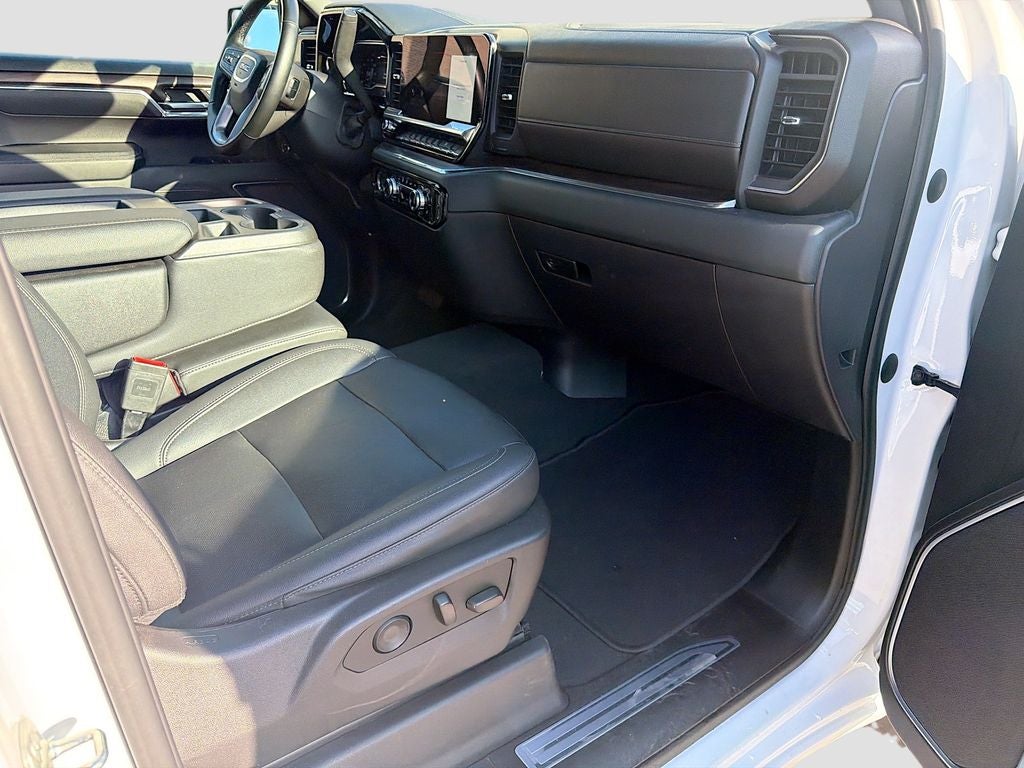 2024 GMC Sierra 1500 4WD Crew Cab Short Box SLT