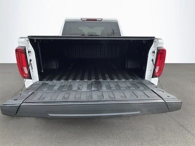 2023 GMC Sierra 1500 4WD Crew Cab Short Box SLT