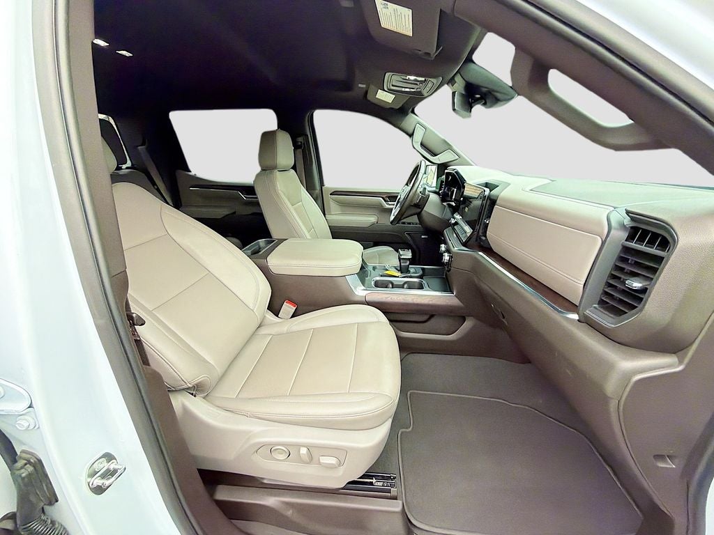 2023 GMC Sierra 1500 4WD Crew Cab Short Box SLT