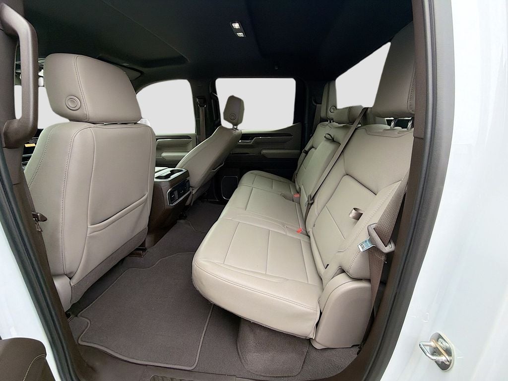 2023 GMC Sierra 1500 4WD Crew Cab Short Box SLT