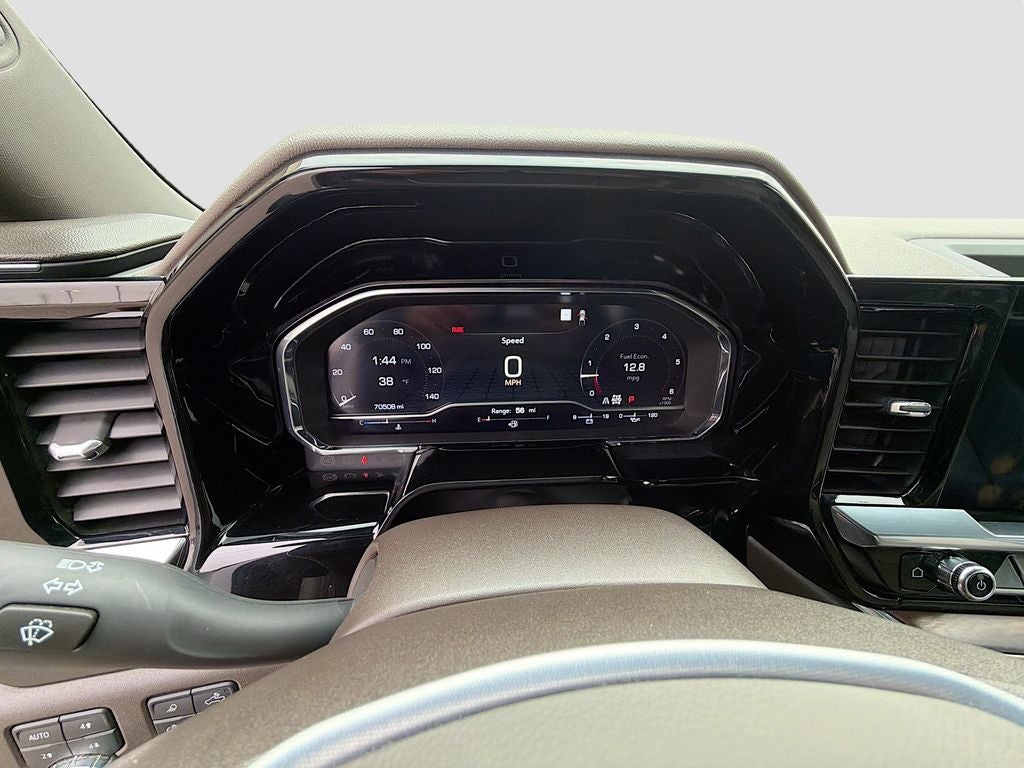 2023 GMC Sierra 1500 4WD Crew Cab Short Box SLT