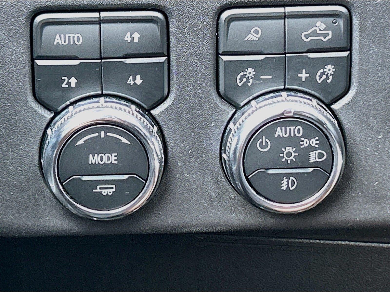 2023 GMC Sierra 1500 4WD Crew Cab Short Box SLT