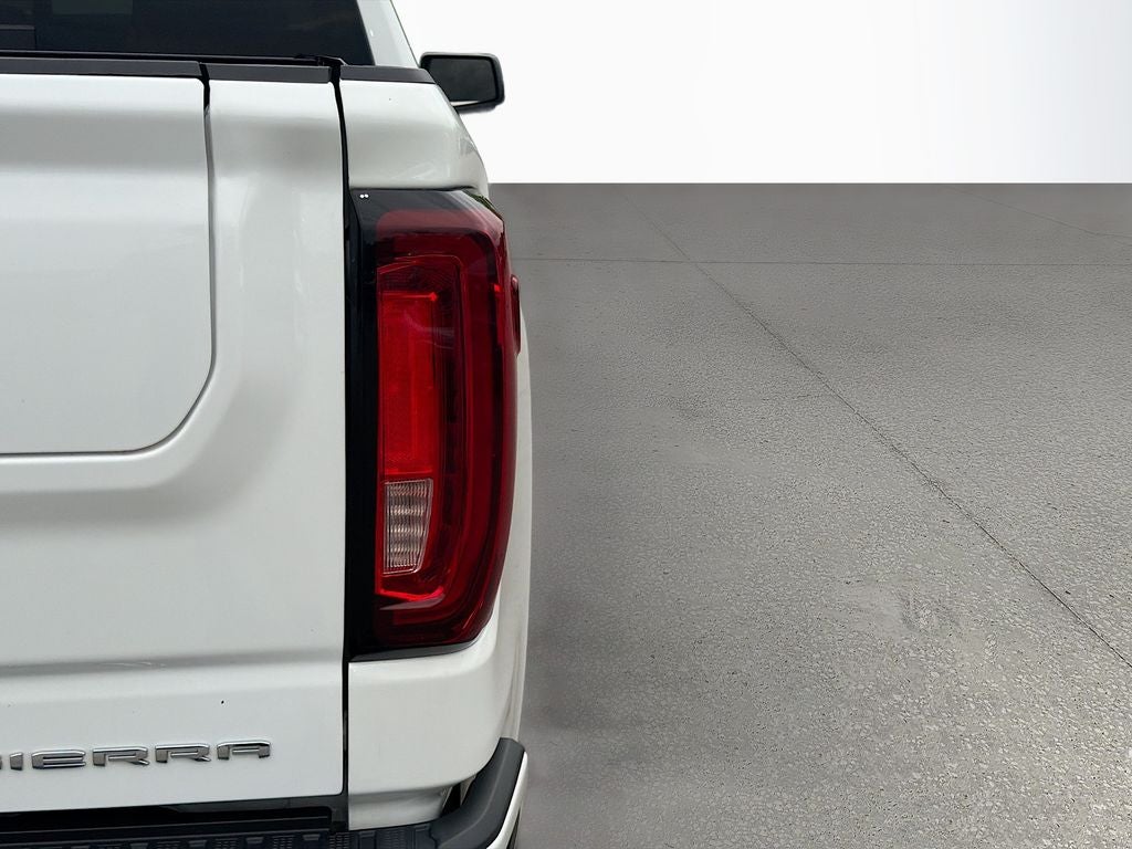 2022 GMC Sierra 1500 4WD Crew Cab Short Box Denali