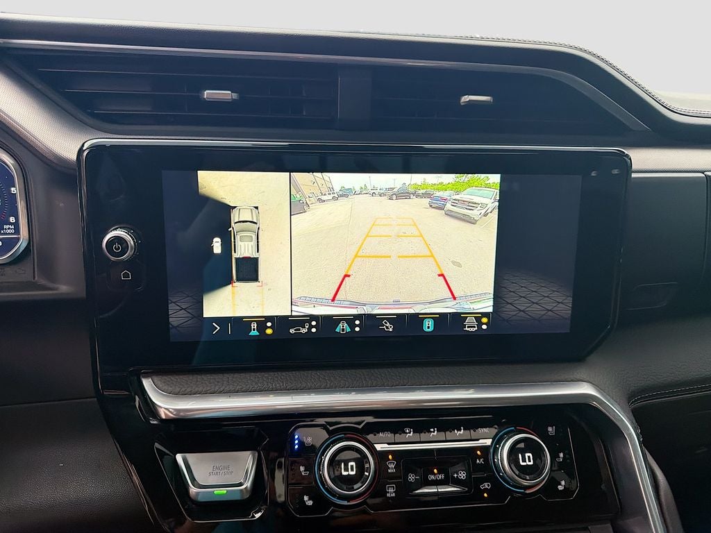 2022 GMC Sierra 1500 4WD Crew Cab Short Box Denali