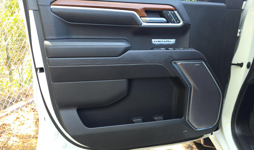 2022 GMC Sierra 1500 4WD Crew Cab Short Box Denali