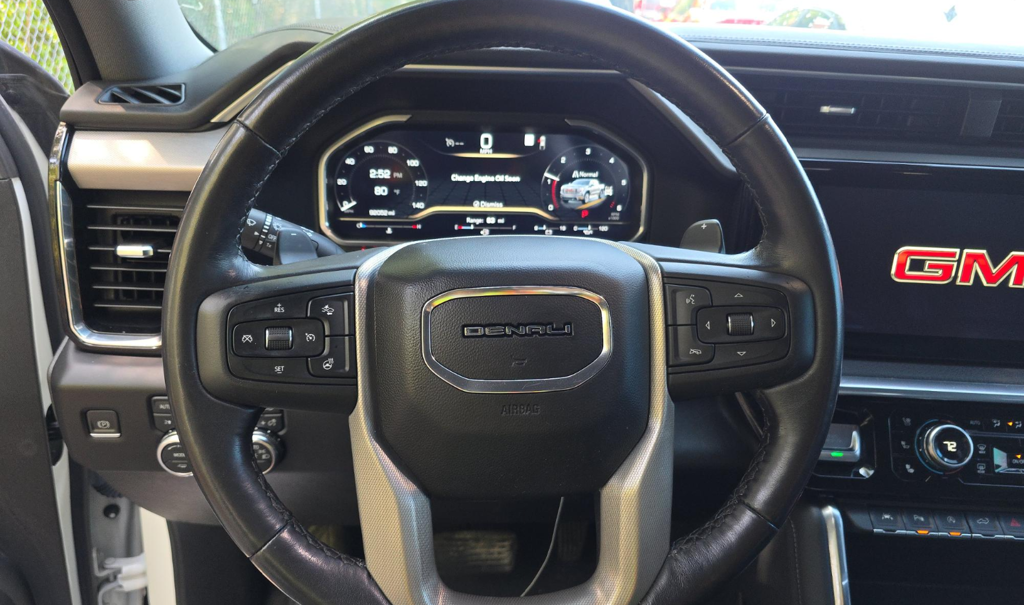 2022 GMC Sierra 1500 4WD Crew Cab Short Box Denali