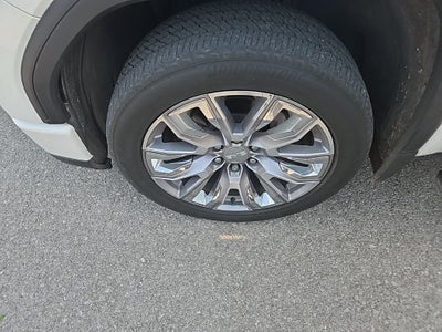 2022 GMC Sierra 1500 4WD Crew Cab Short Box Denali