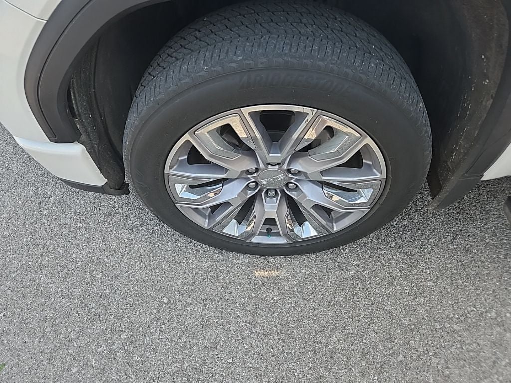 2022 GMC Sierra 1500 4WD Crew Cab Short Box Denali