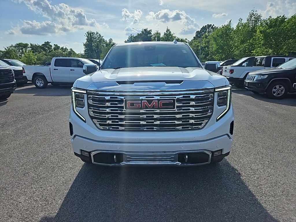 2022 GMC Sierra 1500 4WD Crew Cab Short Box Denali